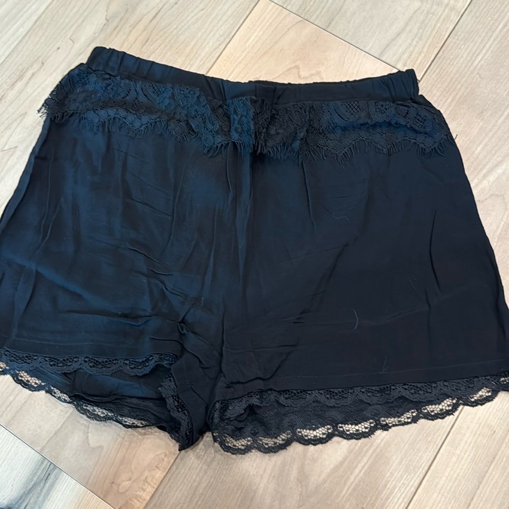 Women’s shorts